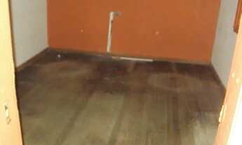 Imagem 6: Casa Comercial de 100m² em Terreno de 400m² com Cinco Salas