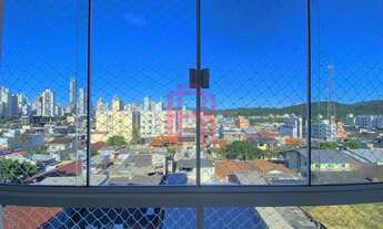 Imagem 7: Apartamento, 02 dormitórios para locação anual no bairro Municípios em BC!