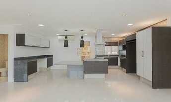 Imagem 2: COBERTURA COM 2 SUÍTES E 2 VAGAS DE GARAGEM À VENDA, 200 m² POR R$ 2.495.000,00 - BATEL