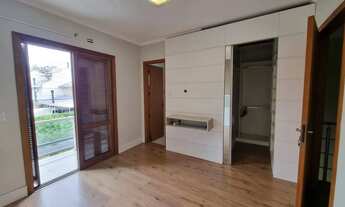 Imagem 12: Casa 3 Dormitórios / Pátio com Churrasqueira / Jardins do Prado