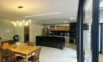 Imagem 7: Imóvel para venda com 231 metros quadrados com 3 quartos no Jardins Sevilha