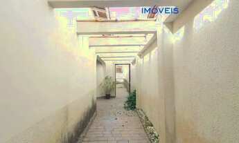 Imagem 2: Casa Térrea á venda com ótima localização na Vila Oliveira