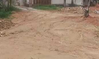 Imagem 4: Terreno plano com 519m2