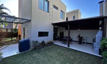 Imagem 2: Nathalia corretora aluga casa mobiliada 3/4 sendo 1 suíte com closet, bairro Sim