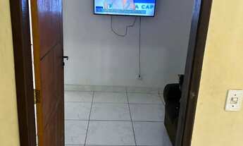 Imagem 4: Alugo casa 2/4 suite , área de serviço frente de rua ao lado do colégio da polícia militar