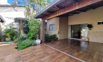 Imagem 3: Casa térrea 4 suítes próximo Moinho dos Ventos Casa de Rua com 4 Quarto(s) e 5 banheiro(s