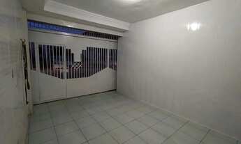 Imagem 6: VENDO EXCELENTE CASA COM DOIS PAVIMENTOS E SACADA PRÓXIMA DE TUDO!!