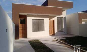 Imagem 2: Casa para Venda em Fazenda Rio Grande, Eucaliptos, 3 dormitórios, 1 suíte, 1 banheiro, 2 v