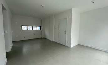 Imagem 2: Apartamento novo no Centro com 2 suítes , lavabo, vaga para 2 carros e Hobby Box