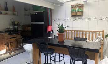 Imagem 2: Casa para venda possui 175 metros quadrados com 3 quartos em Vila Pires - Santo André - SP