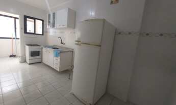 Imagem 7: Apartamento com sacada - PISCINA NO PRÉDIO