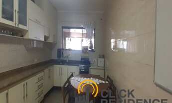 Imagem 3: SOBRADO NO BAIRRO DOS CASAS COM 4 DORMITÓRIOS COM 1 SUÍTE E 3 VAGAS DE GARAGEM