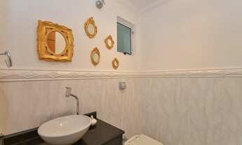 Imagem 7: CURITIBA - Casa Padrão - Guabirotuba