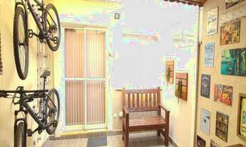 Imagem 2: LINDO SOBRADO COM 64 M² - 2 DORMITÓRIOS - ESPAÇO GOURMET - CONDOMÍNIO BELLA COLÔNIA II - J