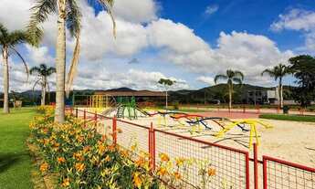 Imagem 6: Casa de condomínio para venda possui 264 metros quadrados com 4 quartos