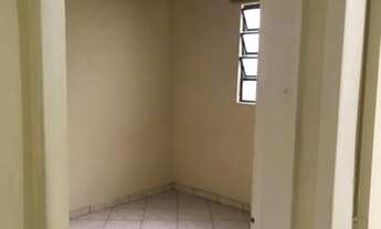 Imagem 7: Casa QNL 17 conjunto J à venda - frente + fundos