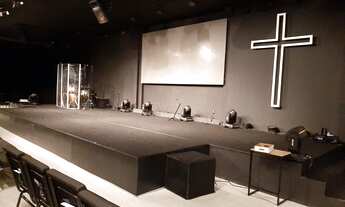 Imagem 3: Prédio/Edifício inteiro para venda tem 747300 metros quadrados com 11 quartos