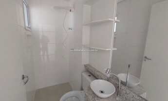 Imagem 4: Com 2 quintais! Em excelente localização, próximo à Rua das Hortências e Av. Andrade Neves