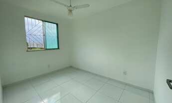 Imagem 5: Apt Tenysson Fontes no Santa Lucia 2/4 sombra com armários modulados na cozinha.<br&gt