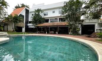 Imagem 2: Casa Duplex com subsolo, 8 suítes!