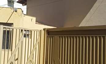 Imagem 2: Sobrado para venda tem 220 metros quadrados com 4 quartos em Setor Bueno - Goiânia - GO