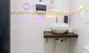 Imagem 3: Casa para Venda - 380m², 5 dormitórios, sendo 2 suites, 6 vagas - Partenon