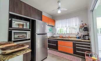 Imagem 7: Casa Locação Temporada 3 dormitórios com Piscina em Condomínio Fechado