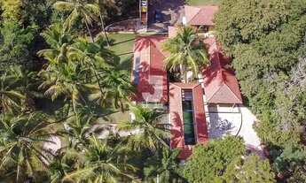 Imagem 5: Casa com construção majestosa em terreno de 5.50 m²