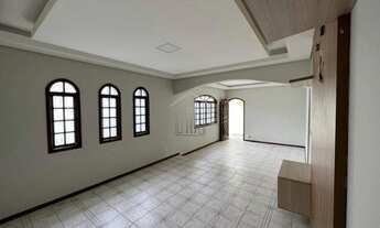 Imagem 2: Sobrado para Venda na Vila Valparaíso, 3 dorms, 1 suíte, 4 vagas, 205 m² Não perca essa op