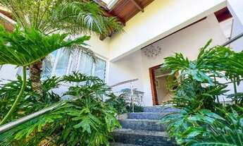 Imagem 3: Luxuosa Casa de Alto Padrão em Condomínio Horizontal - Vila Rica 1 em Balneário Camboriu