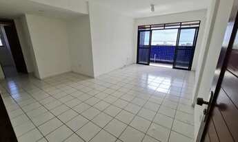 Imagem 2: Manaíra - Alugo amplo apartamento com 100m2, 3/4, sendo 2 suítes, DCE completa