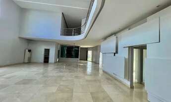 Imagem: Casa, 6/4, 7vgs, Escritório no Cond. Água