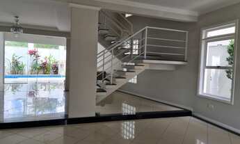 Imagem 2: Casa de condomínio para aluguel com 285 metros quadrados com 4 quartos, sendo 2 suites