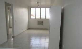 Imagem 2: Apartamento para venda possui 57 metros quadrados com 2 quartos em Praça Seca - Rio de Jan