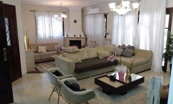 Imagem: Casa com 4 dormitórios para alugar, 560