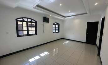 Imagem 4: Casa para venda com 300 metros quadrados com 2 quartos em Vila Muriqui - Mangaratiba - RJ