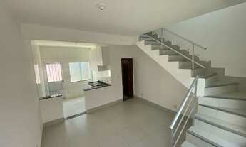 Imagem 4: Condomínio com 4 casas de 2 quartos