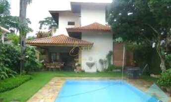 Imagem: Casarão, linda, espaçosa e bem localizada!