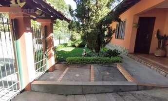 Imagem 4: Casa ampla em excelente localização no Cônego