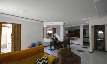 Imagem 6: Casa para Aluguel - Vila Valqueire, 3 Quartos, 380 m2