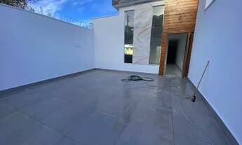 Imagem 2: Casa nova com 04 quartos e fino acabamento no bairro Belvedere