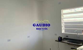 Imagem 5: Alugo excelente casa térrea c/ 2 dormitórios - 2 vagas de garagem