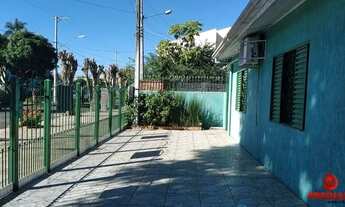 Imagem 2: Casa para Venda em Esteio, Novo Esteio, 4 dormitórios, 2 suítes, 3 banheiros, 2 vagas