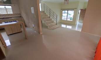 Imagem 1: Casa Vale dos Cristais 3 quartos sendo uma suíte com closet Ar Split, 2 vagas