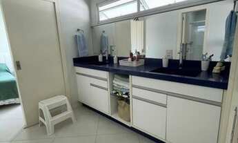 Imagem 2: Casa para Venda em Florianópolis, Coqueiros, 3 dormitórios, 1 suíte, 2 banheiros, 2 vagas