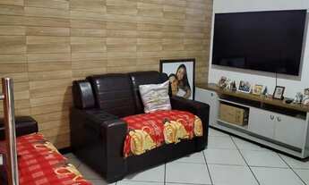 Imagem 2: P7 vendo casa em goiabeiras