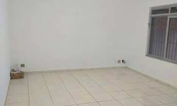 Imagem 2: Oportunidade, casa de lote inteiro com edícula e quintal no Bosque dos Eucaliptos e mais.