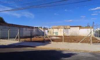 Imagem 2: Terreno à Venda, Esquina Pronto para Residencial ou Comercial