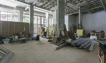 Imagem 2: Loja Comercial ao lado do Clube Banespa