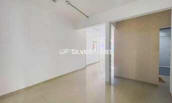 Imagem 2: Comercial Salas Comerciais no Centro com 67,39 (M²), quartos e vagas para Aluguel